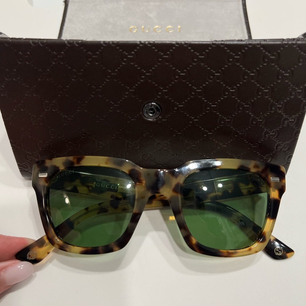 Gucci sunglasses
